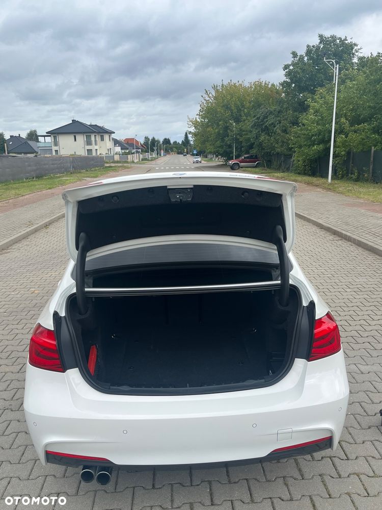 BMW Seria 3 - 25