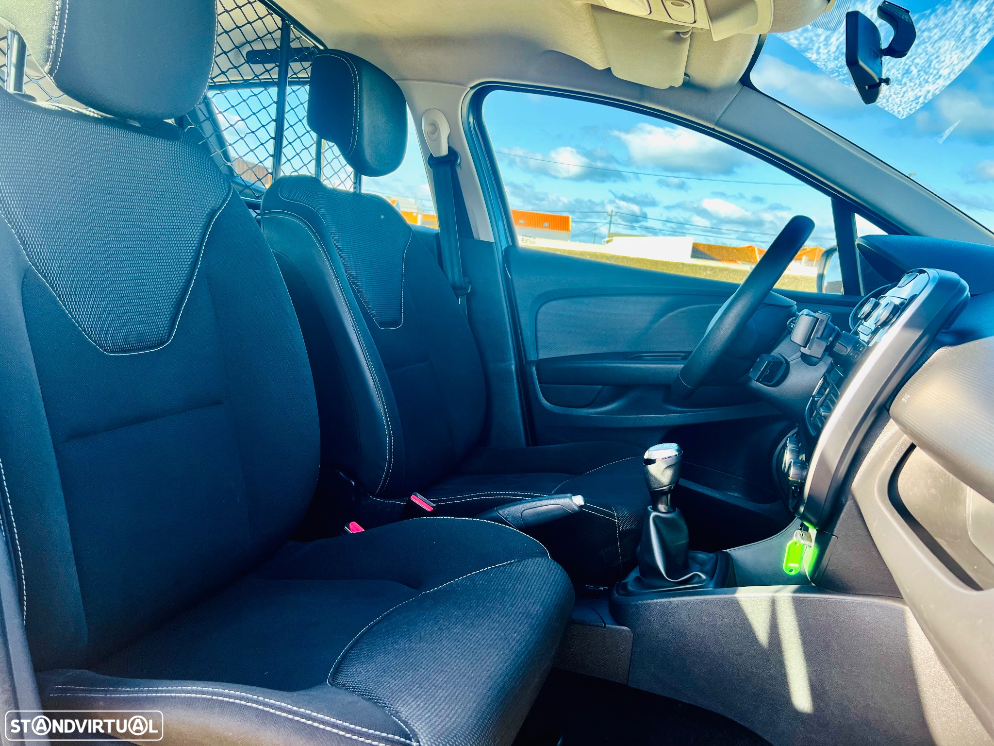 Renault CLIO IV 1.5DCI ZEN AC | IVA DEDUTÍVEL! | 1 DONO - 35