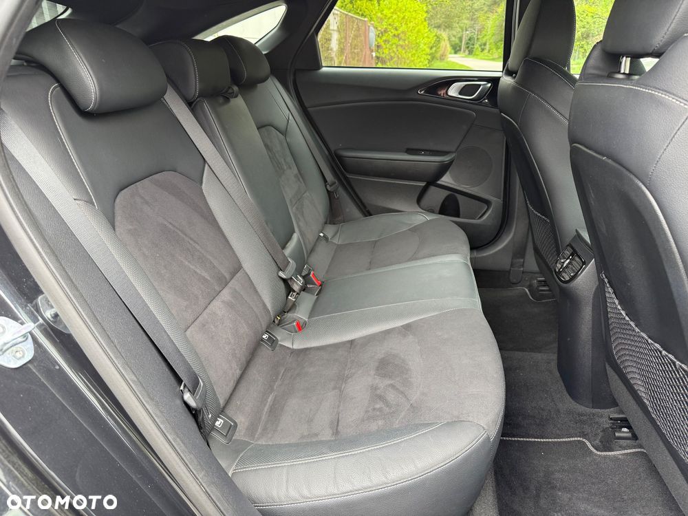 Kia ProCeed 1.4 T-GDI GT Line - 13