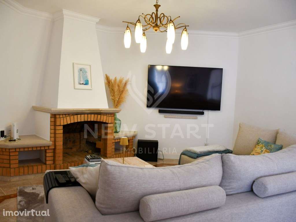 Moradia T4 com Jardim, Terraços e Cave em Olhão - Grande imagem: 5/53