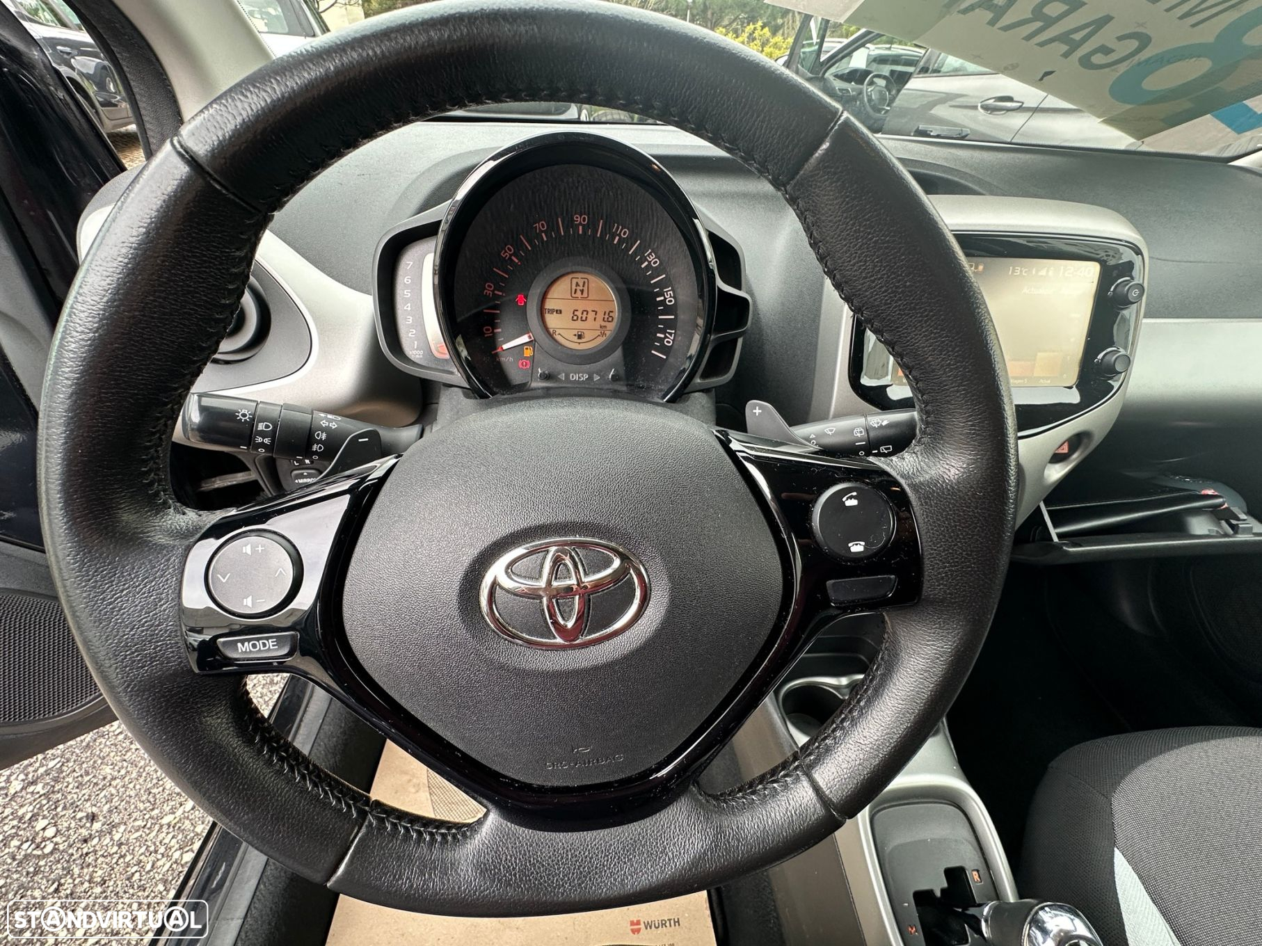 Toyota Aygo 1.0 X-Play Plus MM - 24