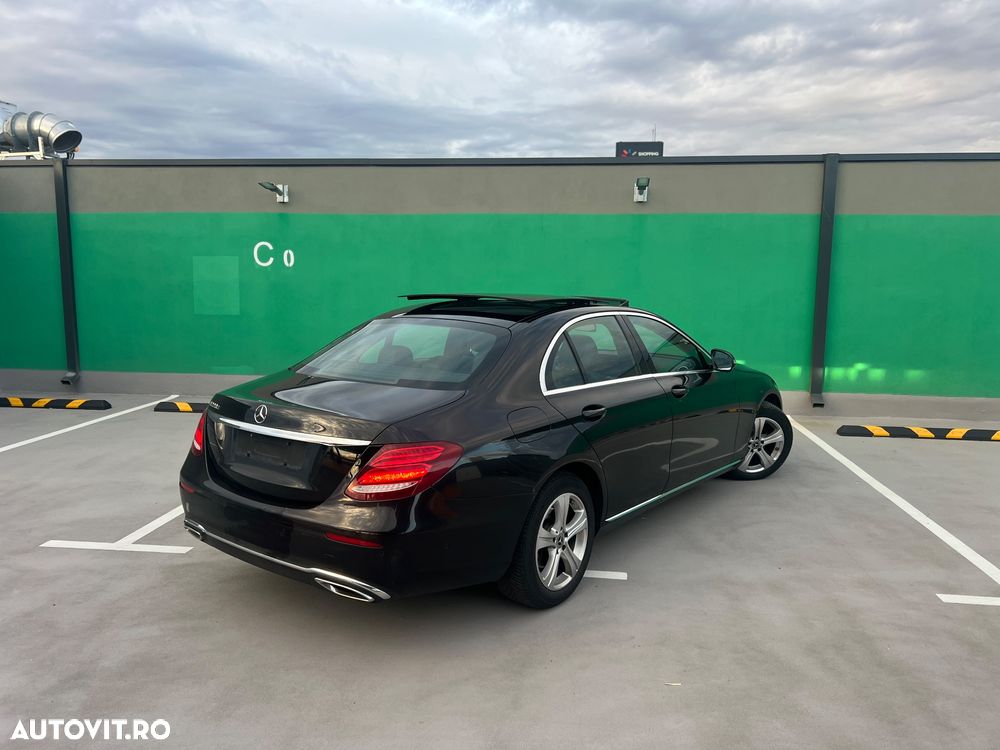 Mercedes-Benz E 220 d 9G-TRONIC - 3