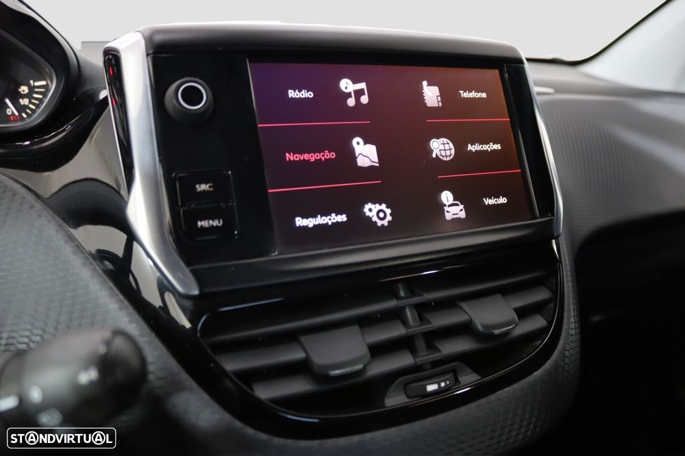 Peugeot 208 1.2 PureTech GT Line - 6