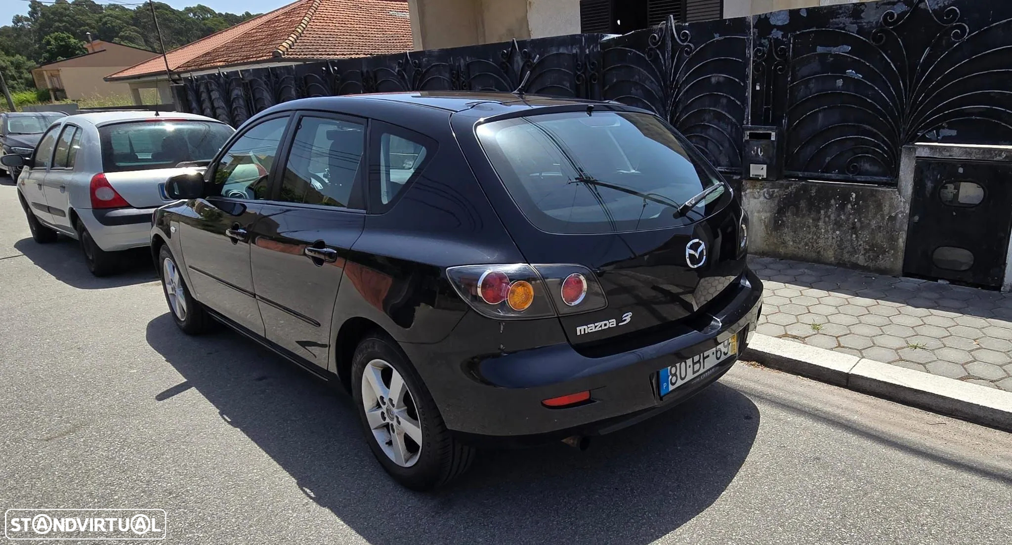 Mazda 3 - 10