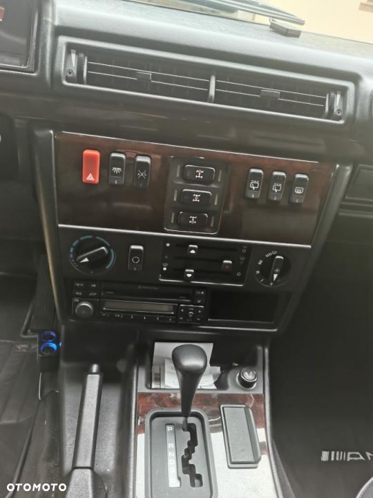 Mercedes-Benz Klasa G 320 - 11