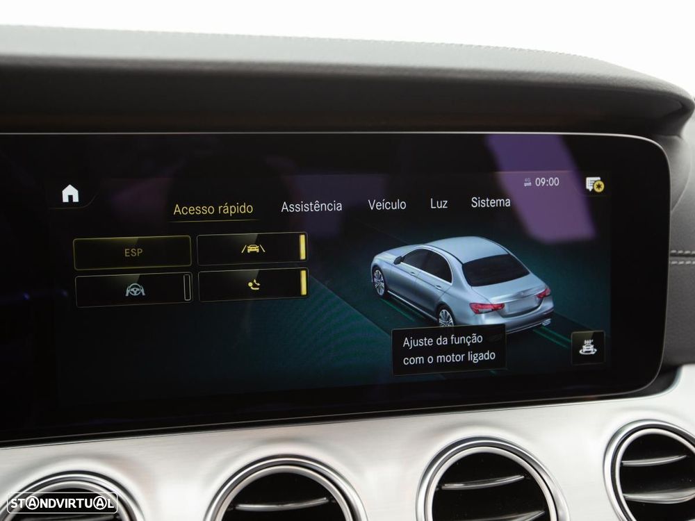 Mercedes-Benz E 300 de AMG Line - 35