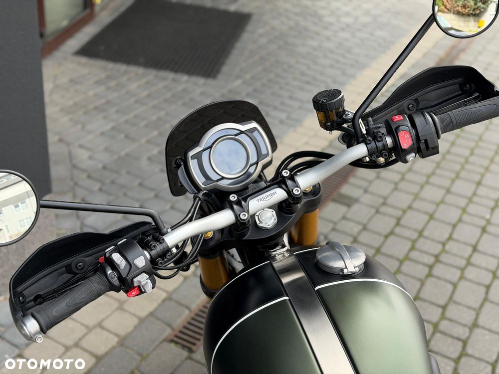 Triumph Scrambler - 16