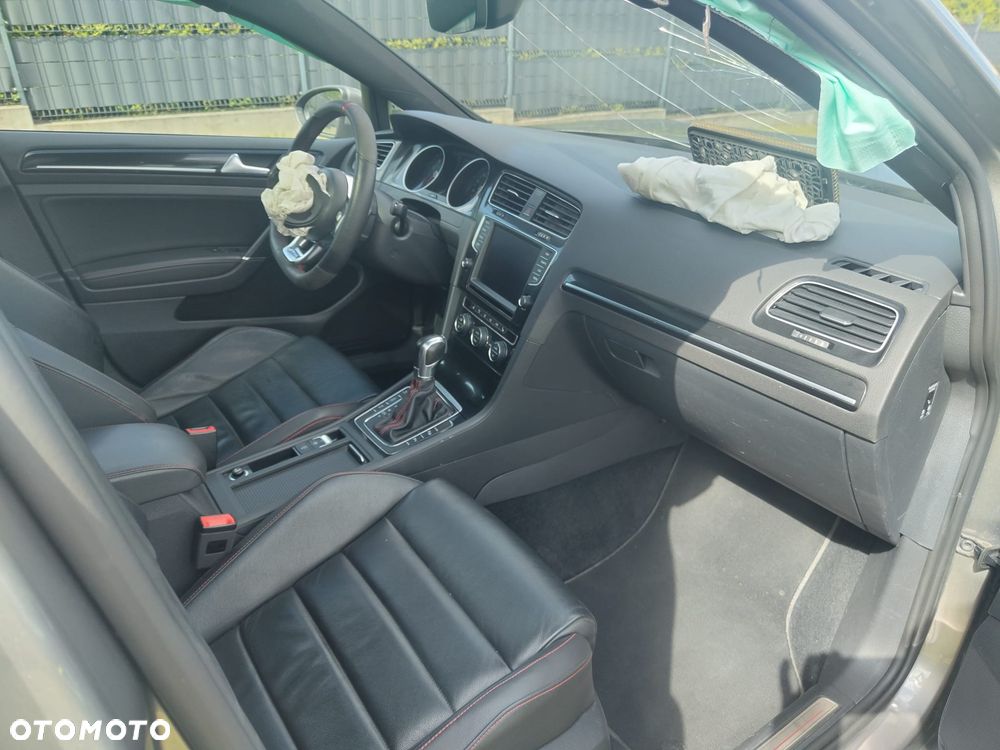 Volkswagen Golf GTI BlueMotion Technology DSG - 39