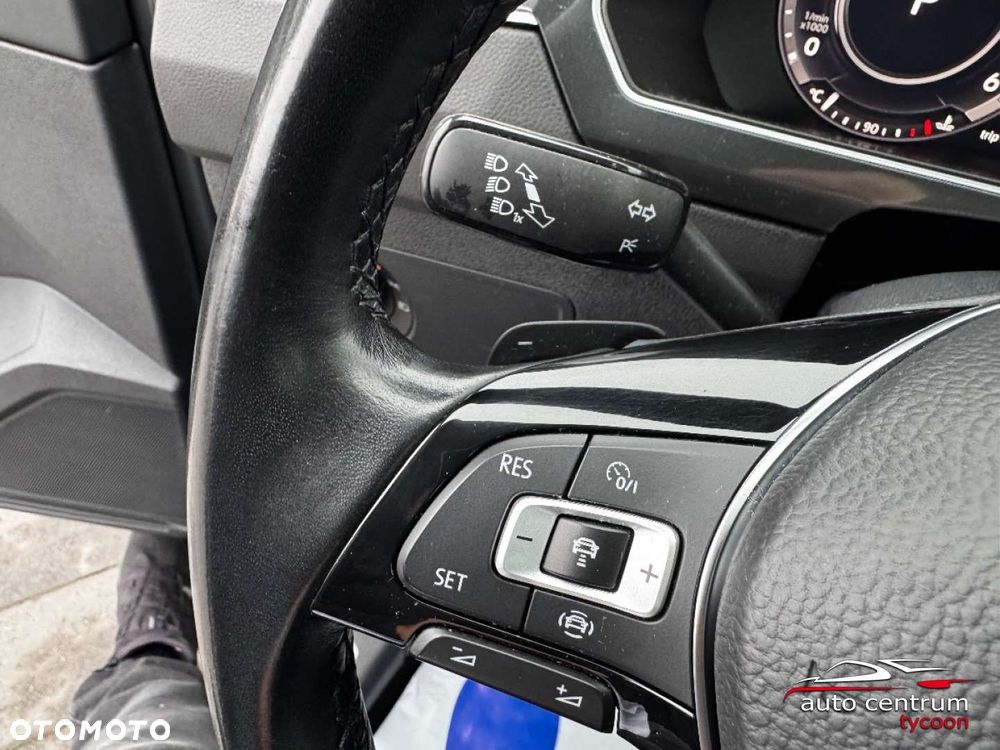 Volkswagen Tiguan - 18