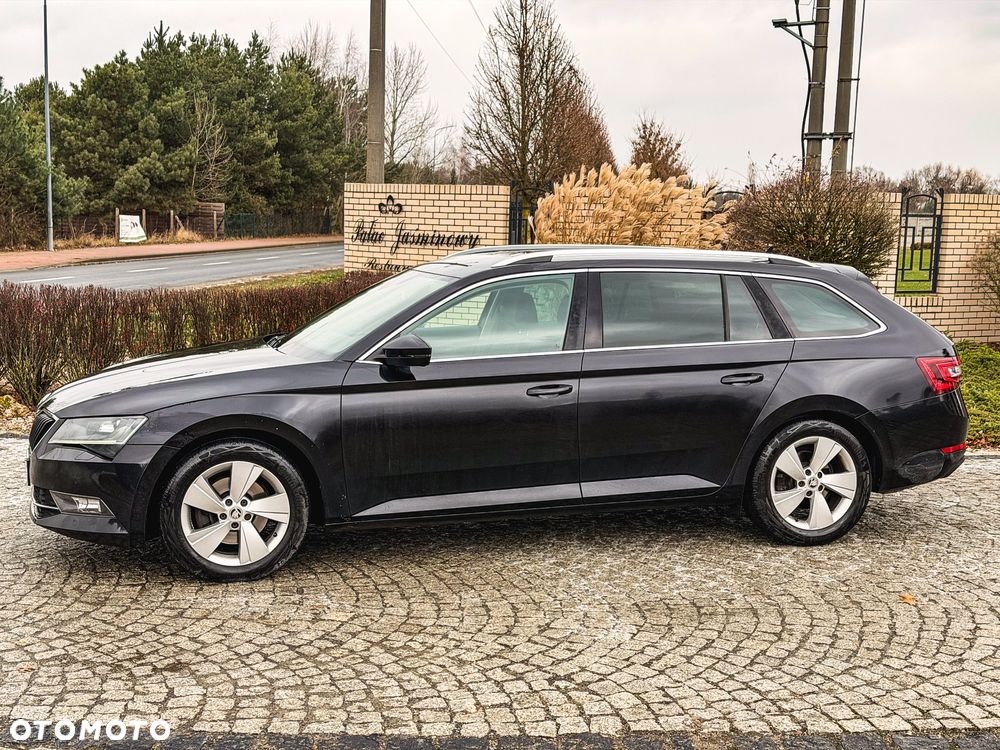 Skoda Superb 2.0 TDI DSG Ambition - 10