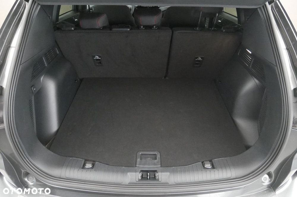 Ford Kuga - 16