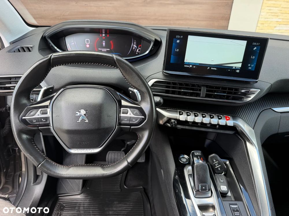 Peugeot 5008 - 12