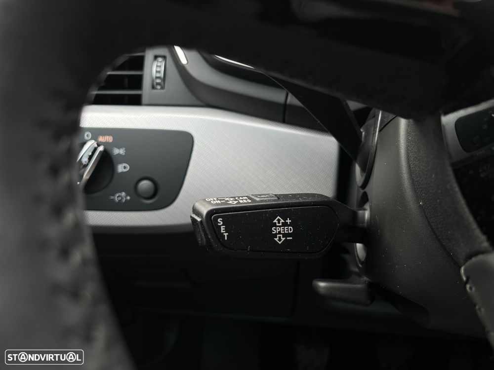 Audi A4 Avant 2.0 TDI S-line - 54