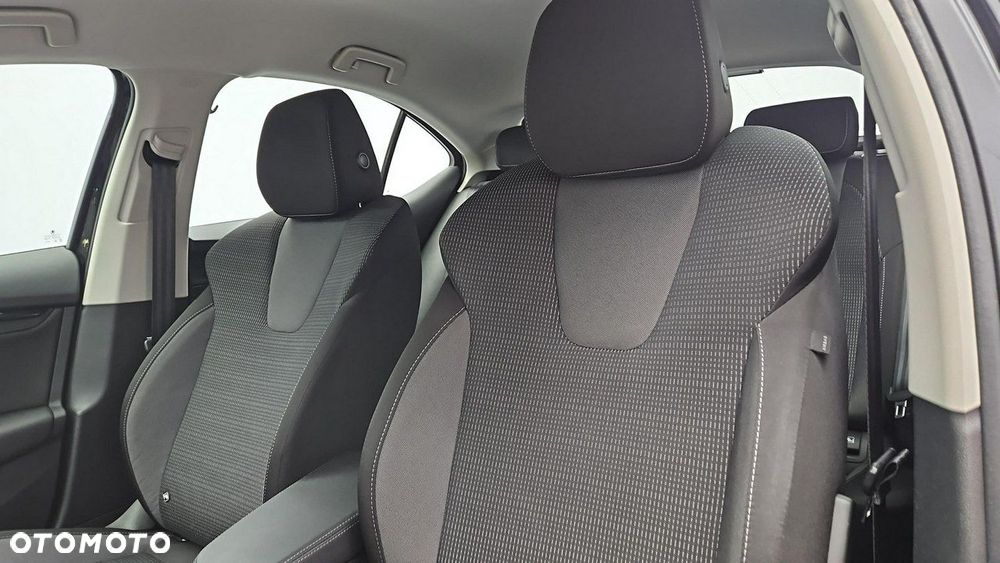 Skoda Octavia 2.0 TDI Ambition - 11