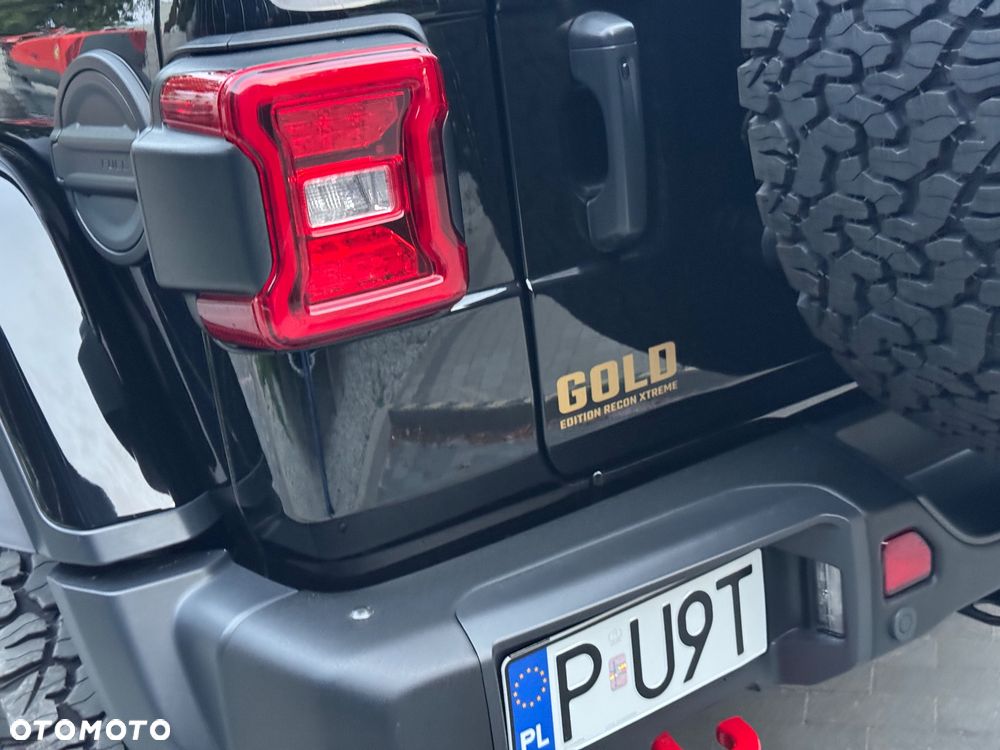 Jeep Wrangler - 16