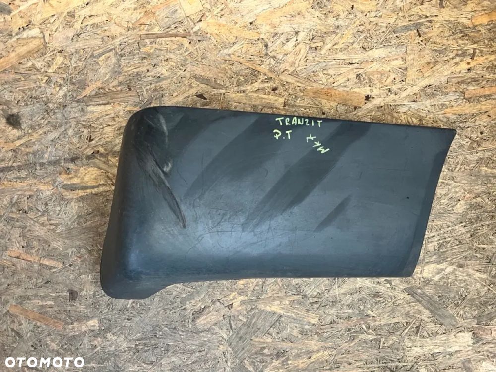 FORD TRANSIT MK7 prawy narożnik zderzaka tylnego / prawy tył YC15-17926