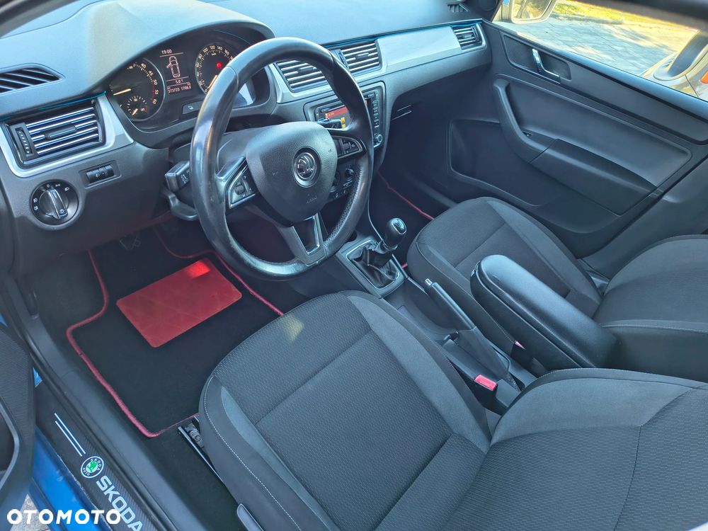 Skoda RAPID Spb 1.6 TDI DPF Ambition - 6
