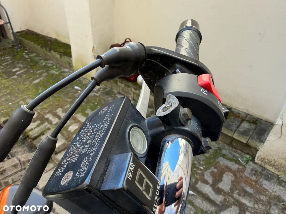 Suzuki GSX - 14