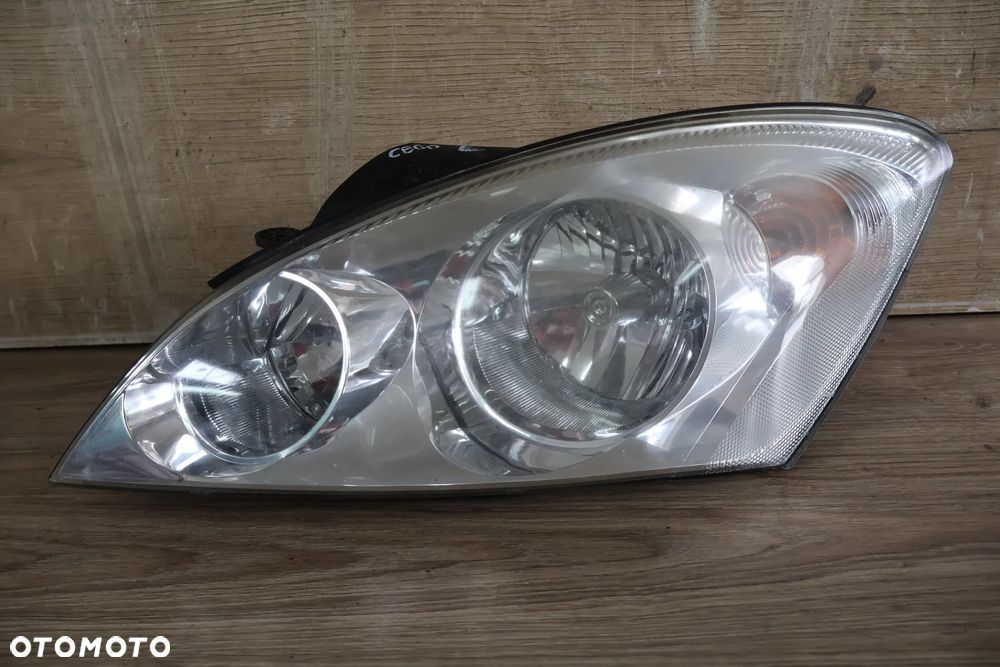 KIA CEED I 06-09 LAMPA REFLEKTOR PRZÓD LEWA EUROPA ORYGINAŁ 92101-1h000 - 1