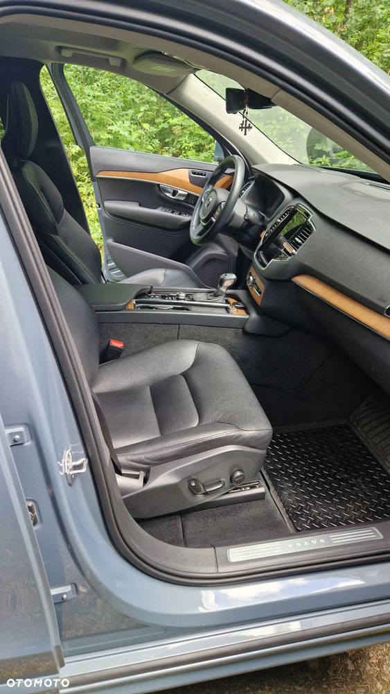 Volvo XC 90 T6 GPF AWD Momentum 7os - 9
