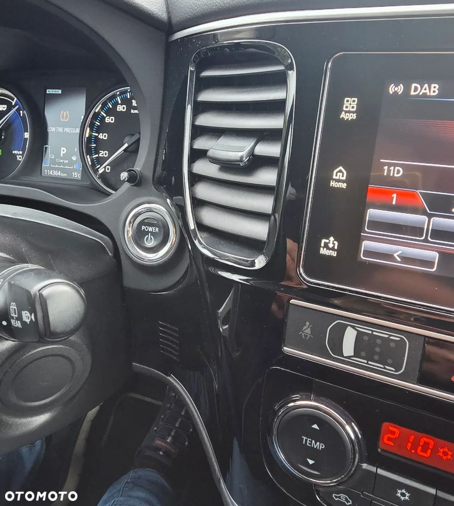 Mitsubishi Outlander 2.4 4WD Plug-In Hybrid Diamant - 24