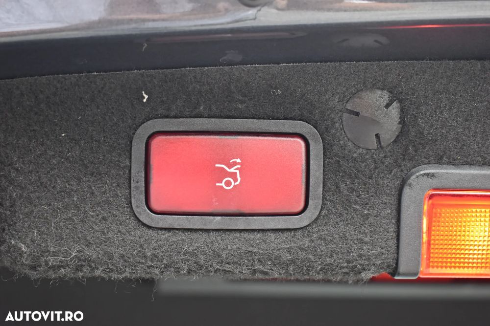 Mercedes-Benz C 180 7G-TRONIC Avantgarde - 30