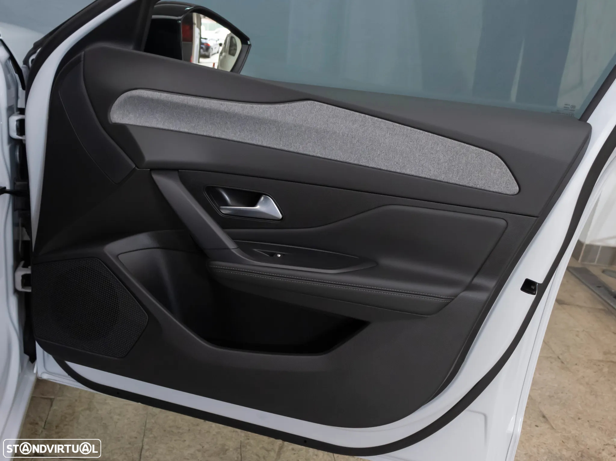 Peugeot 308 SW 1.2 PureTech Allure EAT8 - 13