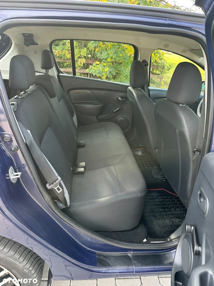 Dacia Sandero - 5