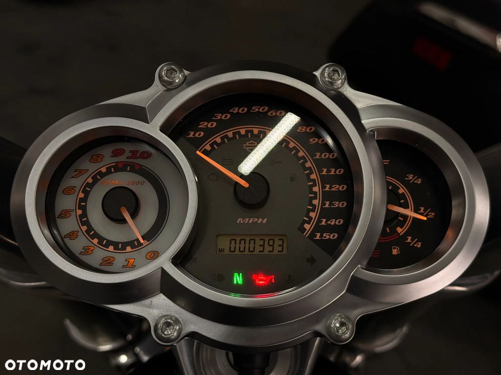 Harley-Davidson V-Rod Muscle - 35