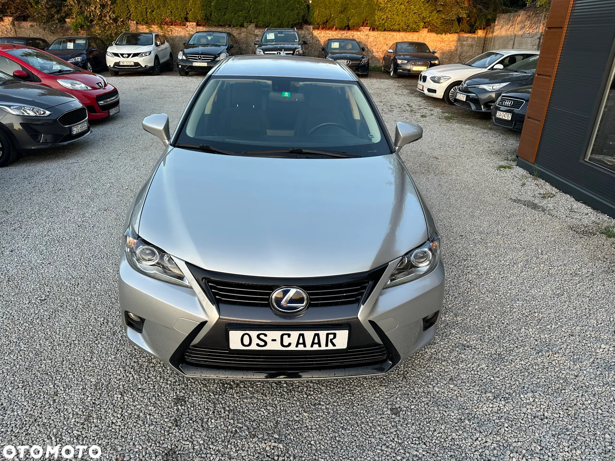 Lexus CT 200h - 14