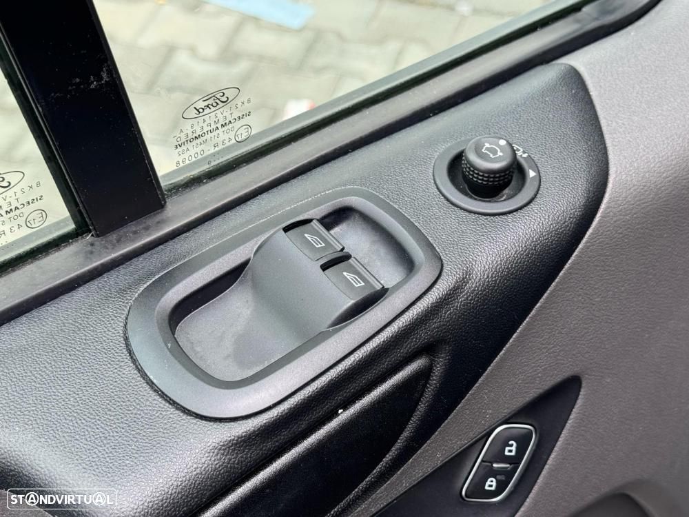 Ford Transit CUSTOM 2.0 TDCI - 25