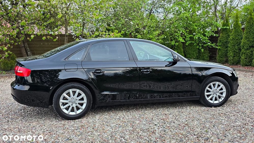 Audi A4 Limousine - 15