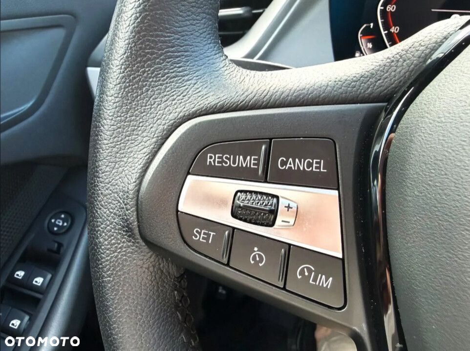 BMW Seria 1 - 10