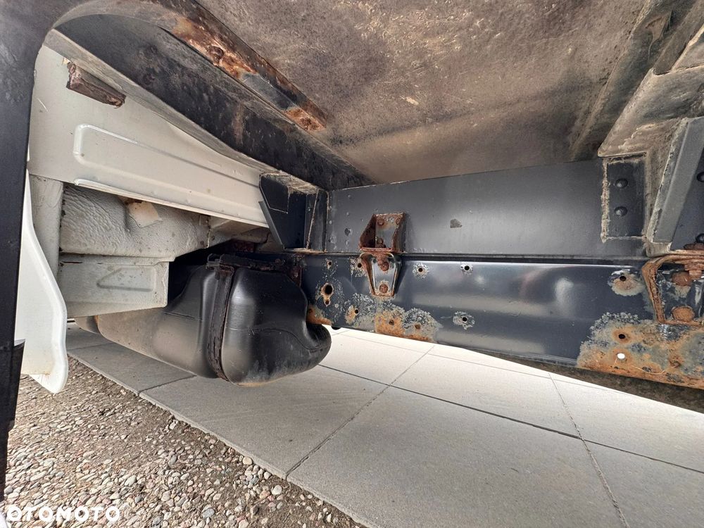 Iveco MAXI SKRZYNIA BRYGADÓWKA - 22