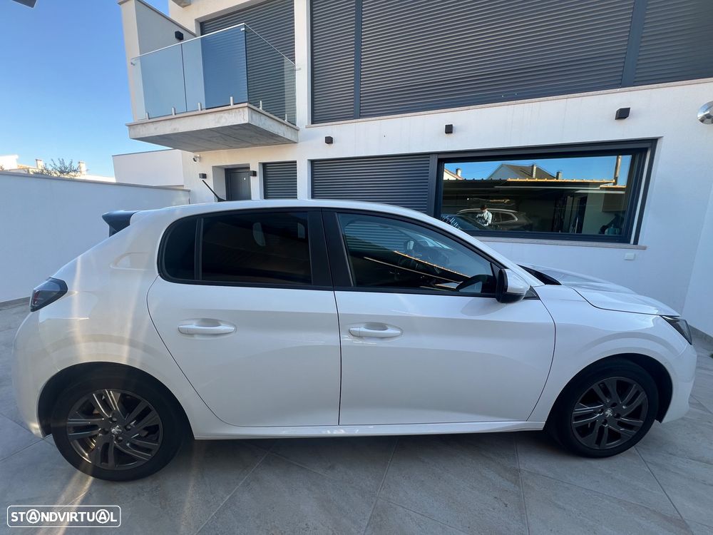 Peugeot 208 PureTech 100 EAT8 Allure - 3
