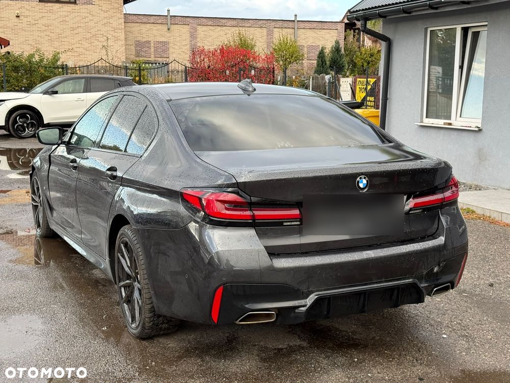 BMW Seria 5 530i M Sport Edition - 1
