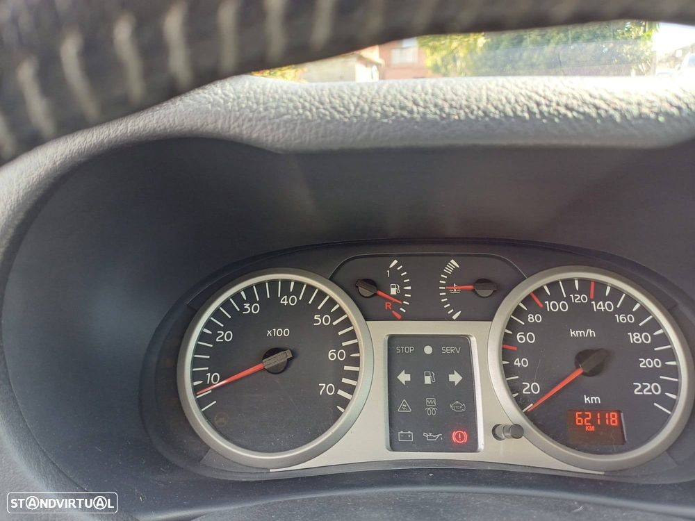 Renault Clio 1.2 16V Billabong - 11