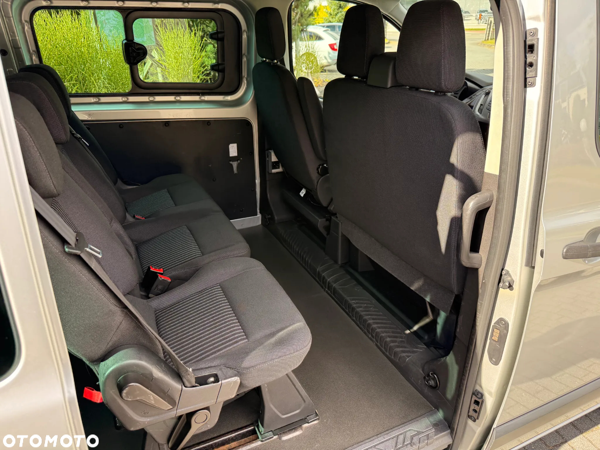 Ford Transit Custom 310 L2H1 PKW VA Trend - 32