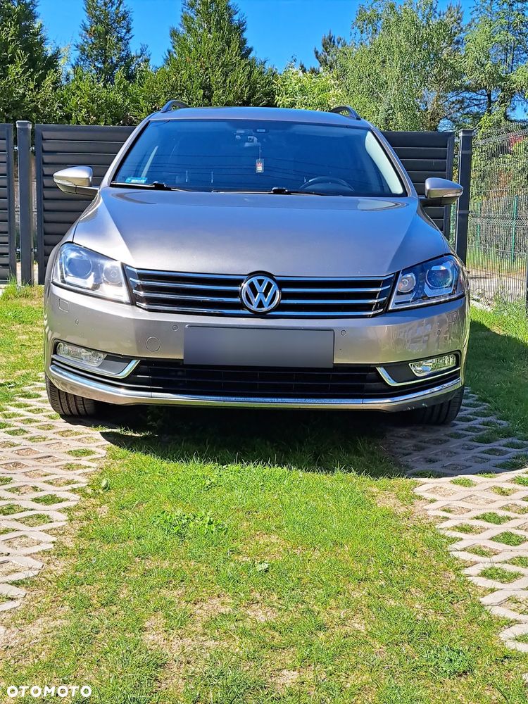 Volkswagen Passat 2.0 TDI Comfortline DSG - 13