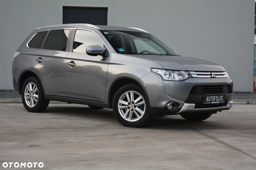 Mitsubishi Outlander - 4