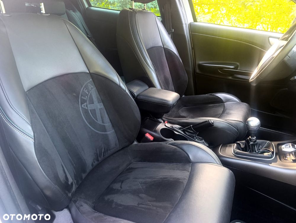 Alfa Romeo Giulietta 1.4 TB 16V Multiair Turismo - 9