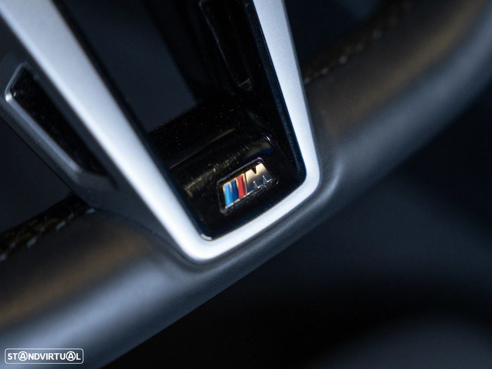 BMW 320 d Touring Pack Desportivo M Auto - 10