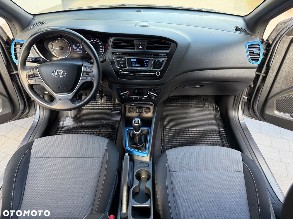 Hyundai i20 blue 1.2 Advantage - 11