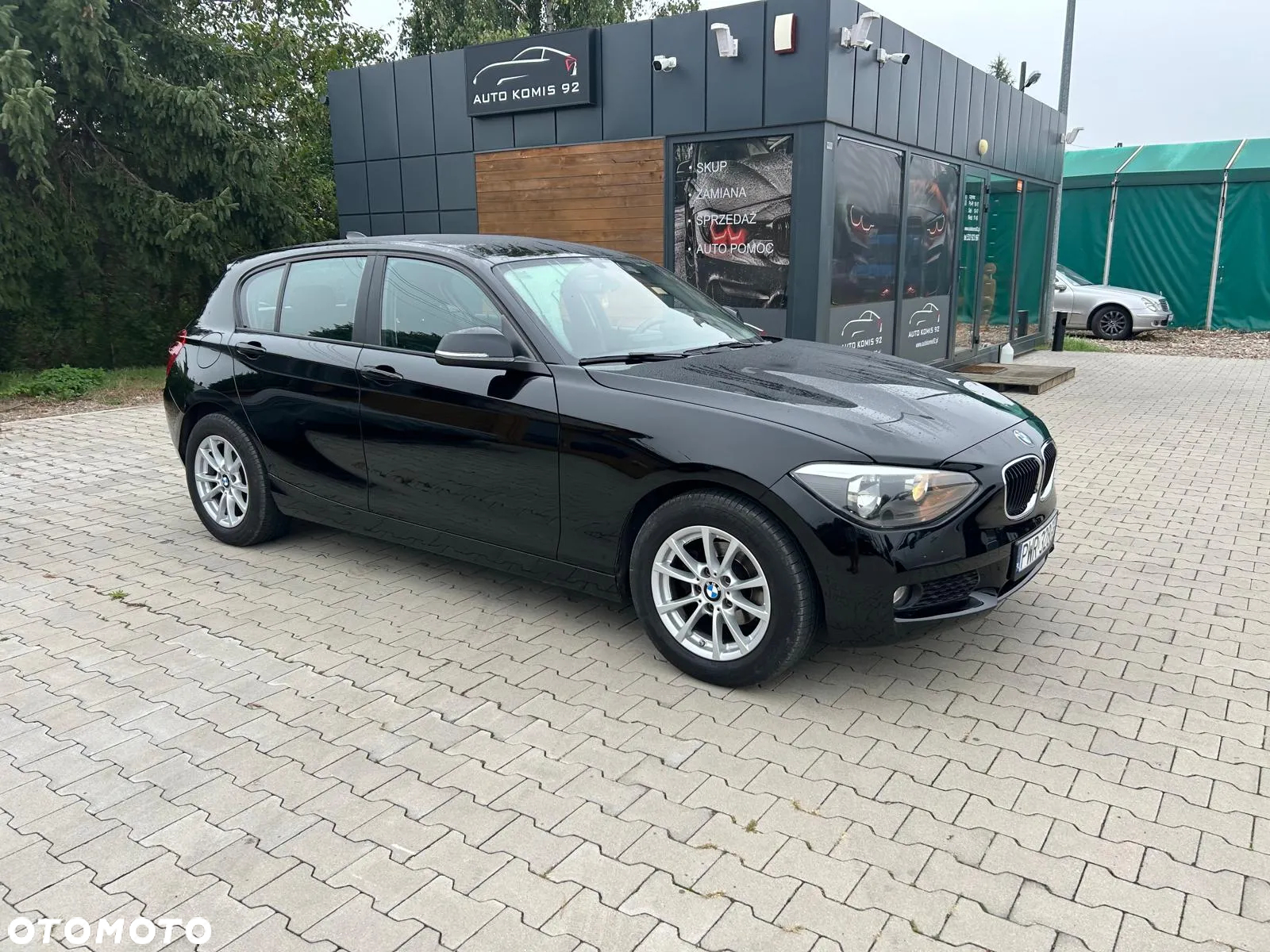 BMW Seria 1 114i Sport Line - 2