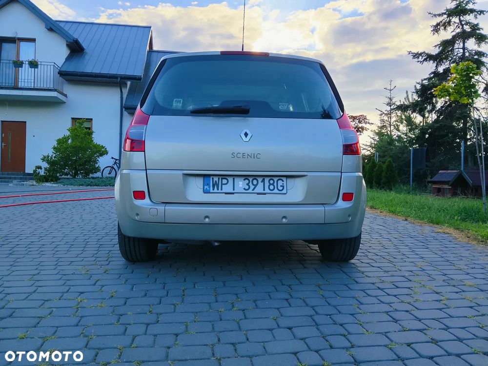 Renault Scenic - 26