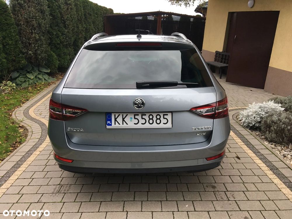 Skoda Superb 1.4 TSI 4x4 ACT Ambition - 3