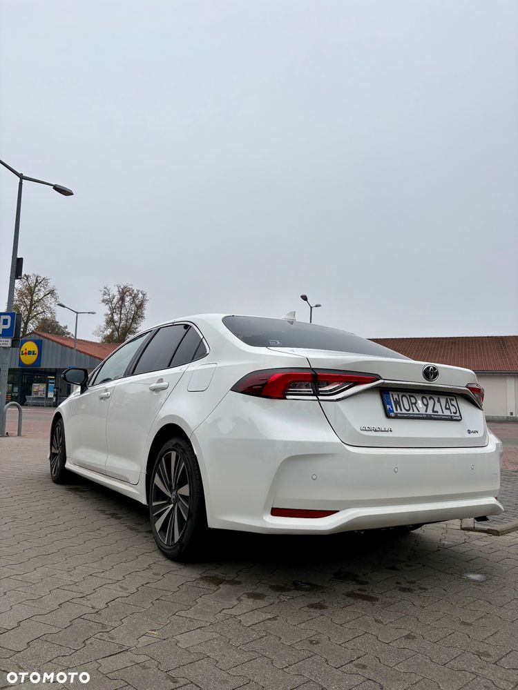 Toyota Corolla - 10