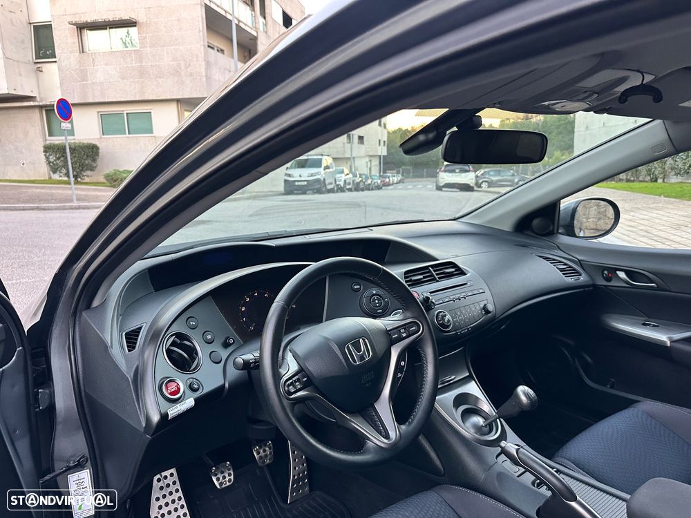 Honda Civic 1.4 i-VTEC Sport Edition - 30