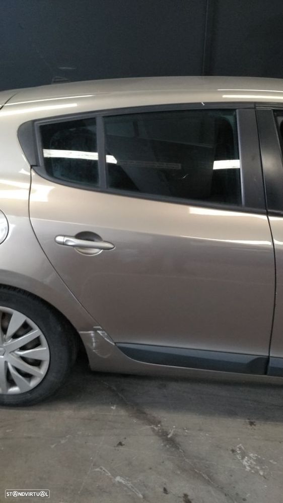 Para Peças Renault Megane Iii Hatchback (Bz0/1_) - 4