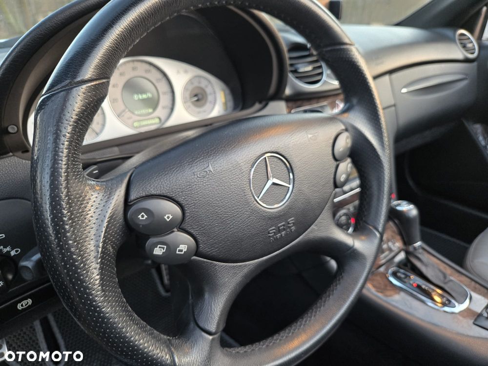 Mercedes-Benz CLK - 15